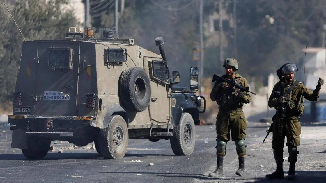 أربعة فلسطينيين يُقتلون بنيران الجيش الإسرائيلي في الضفة الغربية أربعة فلسطينيين يُقتلون بنيران الجيش الإسرائيلي في الضفة الغربية