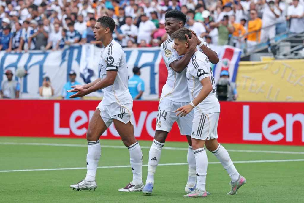 أردا جولر ليس اللاعب الوحيد.. 5 نجوم حققوا الفائدة من وجود تشابي ألونسو أردا جولر ليس اللاعب الوحيد.. 5 نجوم حققوا الفائدة من وجود تشابي ألونسو