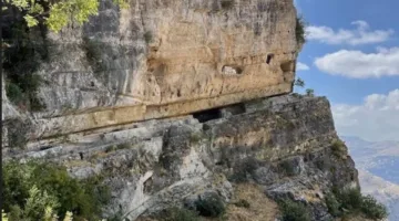 أرض الجنوب: الغالية على قلوب كل اللبنانيين. شعرت للحظات أنني خارج الإطار… أليس لبنان، بجماله وتراثه، مختلفاً عن باقي الدول؟