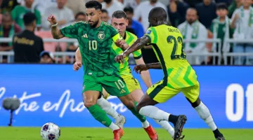 أستراليا تتأهل إلى مونديال كأس العالم بفوزها على السعودية بهدفين.