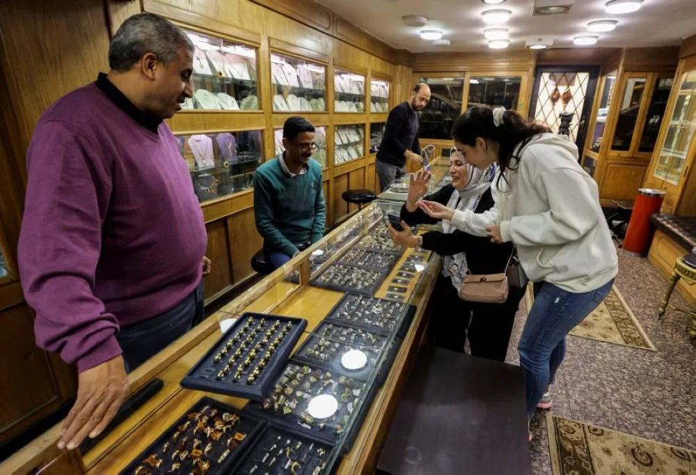أسعار الذهب في مصر بتاريخ 17 يونيو 2025.. تراجع بسيط أسعار الذهب في مصر بتاريخ 17 يونيو 2025.. تراجع بسيط