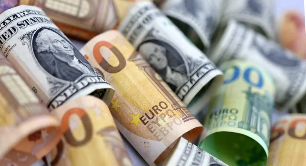 أسعار الصرف للعملات الأجنبية بعد انتهاء النزاع بين إيران وإسرائيل