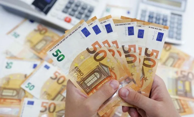أسعار تبادل العملات الأجنبية اليوم في البنوك: 56.82 جنيه لليورو أسعار تبادل العملات الأجنبية اليوم في البنوك: 56.82 جنيه لليورو