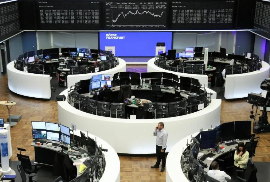 أسواق الأسهم الأوروبية تثبت واستعداد للأسواق لمحادثات تجارية بين الصين والولايات المتحدة أسواق الأسهم الأوروبية تثبت واستعداد للأسواق لمحادثات تجارية بين الصين والولايات المتحدة