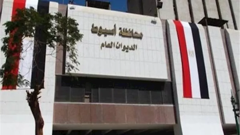 أسيوط تقوم بخطوات سريعة لتقليل استهلاك الطاقة الكهربائية أسيوط تقوم بخطوات سريعة لتقليل استهلاك الطاقة الكهربائية