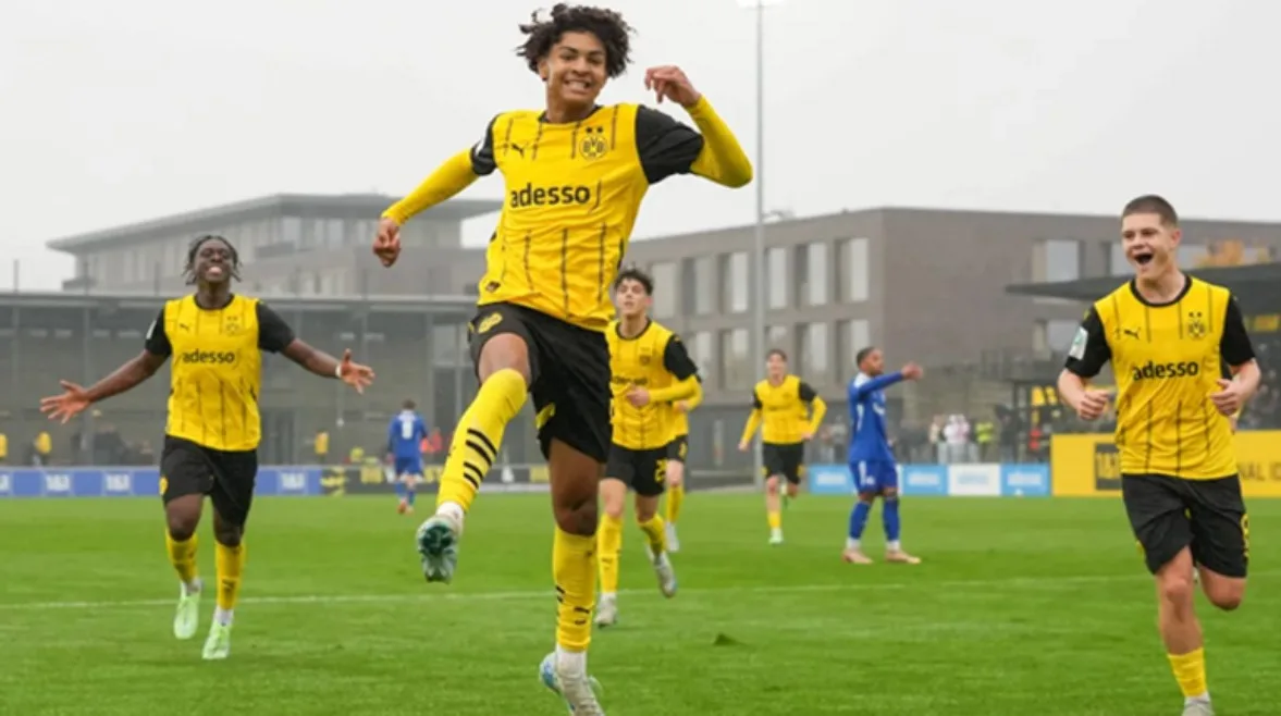 أصغر لاعب في بطولة كأس العالم للأندية: من يكون؟ أصغر لاعب في بطولة كأس العالم للأندية: من يكون؟