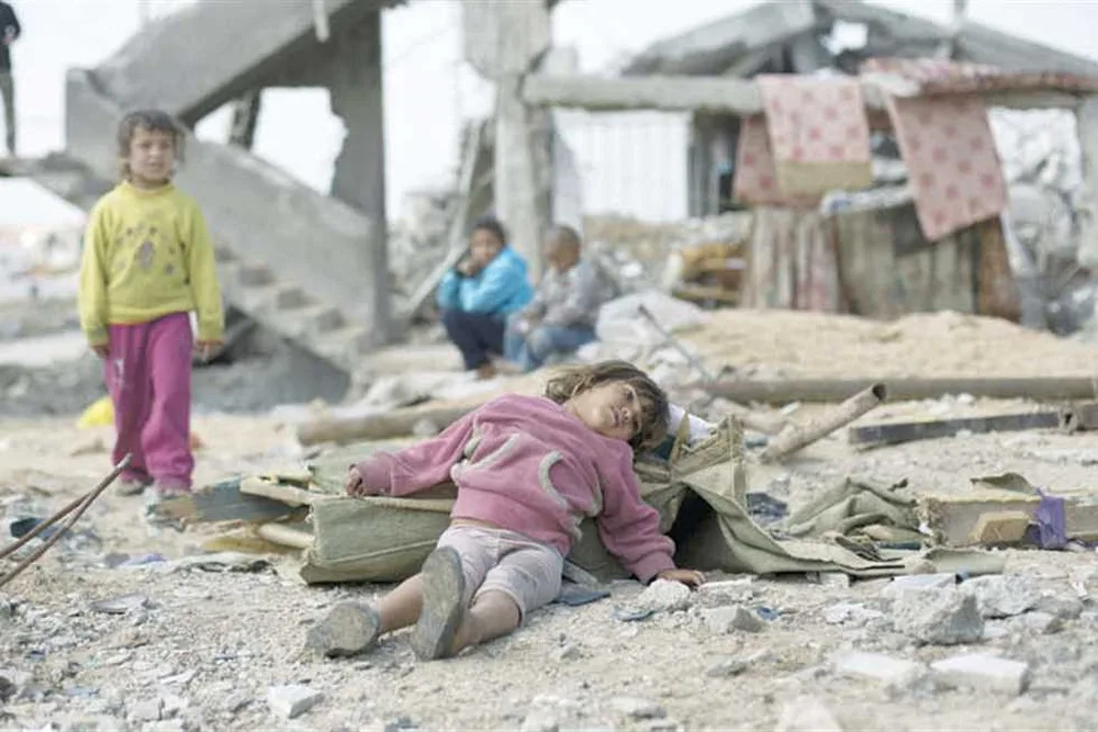 أطفال غزة: طموحات مدفونة تحت الأنقاض