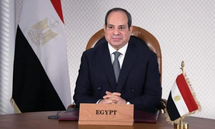 أعضاء الحكومة ورؤساء الجامعات يبعثون برقيات تهنئة للرئيس السيسي بمناسبة بدء العام الهجري الجديد.