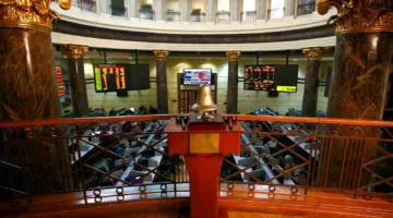 أعلى مستوى منذ مارس 2024.. مؤشر البورصة المصرية يتخطى 33000 نقطة