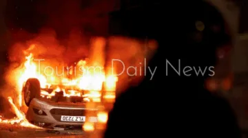 أعمال شغب عنصرية في إيرلندا الشمالية بعد اعتقال مراهقين بتهمة اغتصاب فتاة