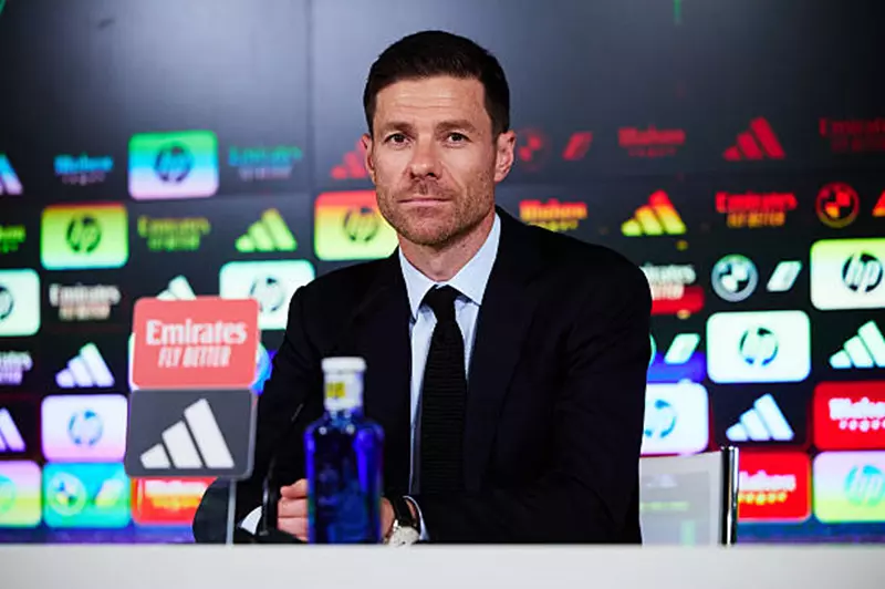 ألونسو: هدف ريال مدريد هو الانتصار.. وسنسعى لتحسين الأداء في كل مباراة. ألونسو: هدف ريال مدريد هو الانتصار.. وسنسعى لتحسين الأداء في كل مباراة.