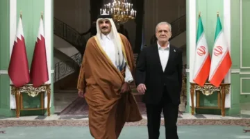 أمير قطر يؤكد في محادثة مع الرئيس الإيراني على أهمية تقليل التوترات.