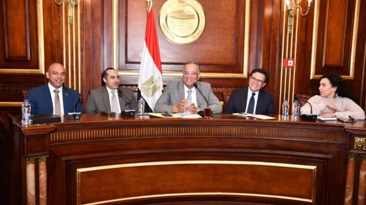 أنفاق تحت الأرض.. “هنو” يسلط الضوء على حادثة قصر ثقافة الطفل في الأقصر أنفاق تحت الأرض.. “هنو” يسلط الضوء على حادثة قصر ثقافة الطفل في الأقصر