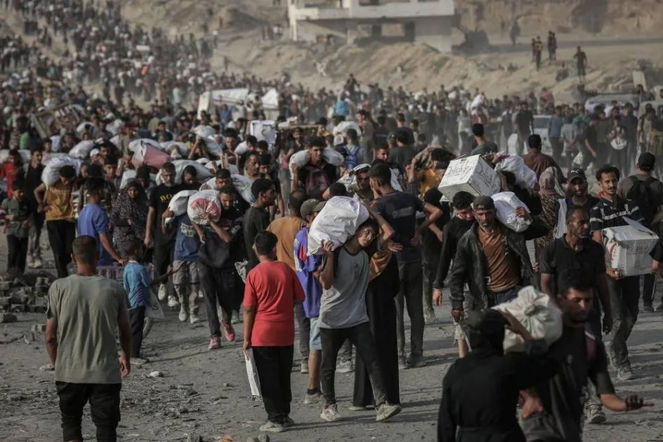 أوامر جديدة من إسرائيل ل evacuation في غزة واستهداف المنتظرين للمساعدات أوامر جديدة من إسرائيل ل evacuation في غزة واستهداف المنتظرين للمساعدات