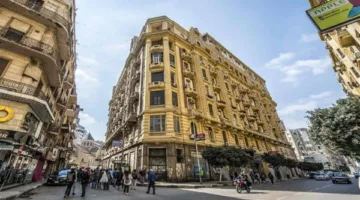 أوضاع قانونية تُفضي إلى إنهاء عقد الإيجار على الفور وإرجاع الوحدة للمالك مباشرةً.