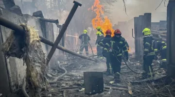 أوكرانيا: casualties and injuries from a Russian attack on Odessa