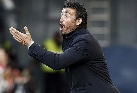 أول رد فعل من لويس إنريكي عقب تتويجه بلقب دوري الأبطال أول رد فعل من لويس إنريكي عقب تتويجه بلقب دوري الأبطال