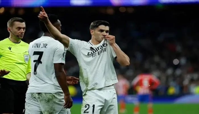 إبراهيم دياز يتخذ قراراً بشأن مستقبله مع ريال مدريد إبراهيم دياز يتخذ قراراً بشأن مستقبله مع ريال مدريد