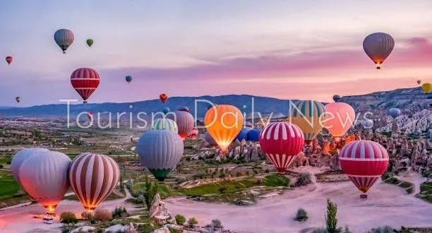 إجازة عيد الأضحى تعزز السياحة في كابادوكيا و تسجل إشغال الفنادق نسبة 70% إجازة عيد الأضحى تعزز السياحة في كابادوكيا و تسجل إشغال الفنادق نسبة 70%