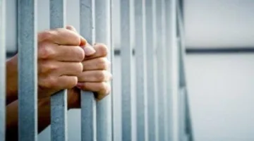 إحالة ثلاثة أشخاص عاطلين إلى محكمة الجنايات بتهمة اختطاف واحتجاز عامل كهرباء في الوايلي.