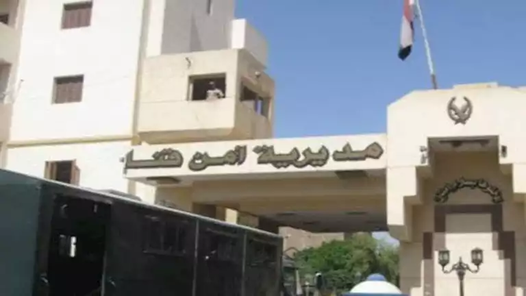 إخلاء خمس منازل في قنا بسبب الأضرار الناتجة عن عمليات التنقيب عن الآثار