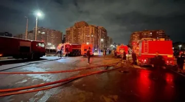 إخماد حريق في مبنى مكون من 9 طوابق في منطقة عابدين بالقاهرة
