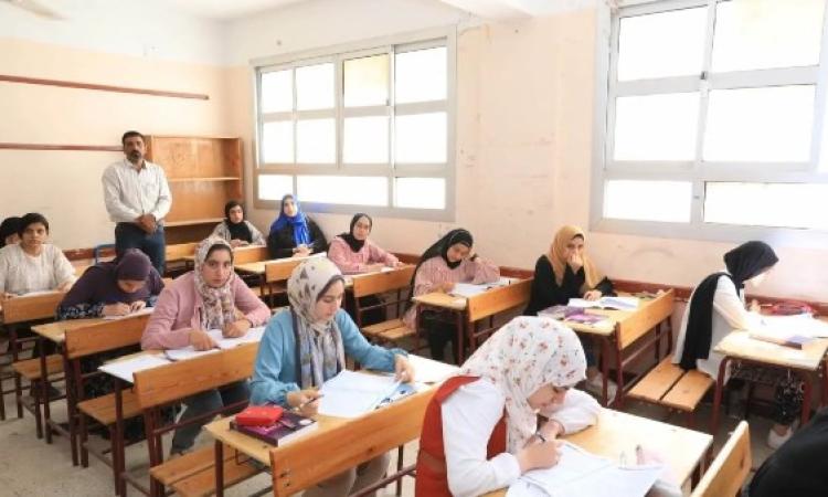 إدارة امتحانات الثانوية العامة: كيفية التعامل مع نظام “البابل شيت”؟ إدارة امتحانات الثانوية العامة: كيفية التعامل مع نظام “البابل شيت”؟