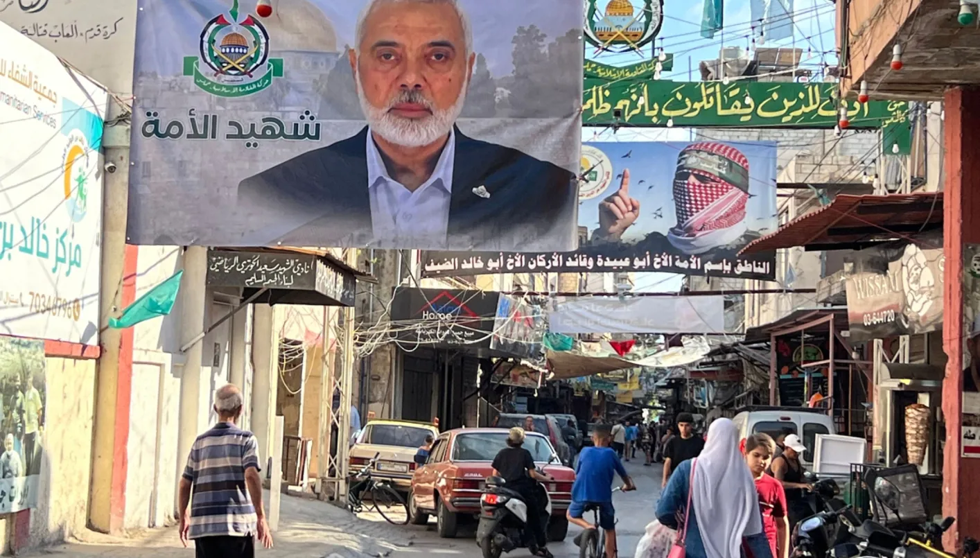 إرجاء قرار حل المخيمات: هل هو تعليق مؤقت أم شيء آخر؟