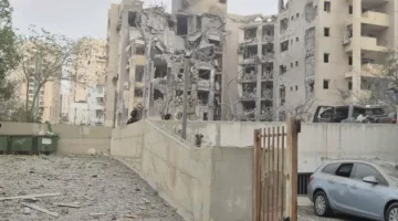 إسرائيل: أربعة أشخاص يُقتلون في هجوم إيراني على بئر السبع (فيديو)