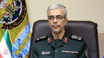 إسرائيل تشير إلى احتمال وفاة رئيس الأركان الإيراني محمد باقري.