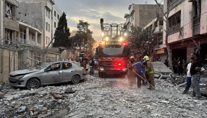 إسرائيل تواصل قصف صواريخ “أرض أرض” الإيرانية في سلسلة هجمات استمرت لأسبوعين إسرائيل تواصل قصف صواريخ “أرض أرض” الإيرانية في سلسلة هجمات استمرت لأسبوعين