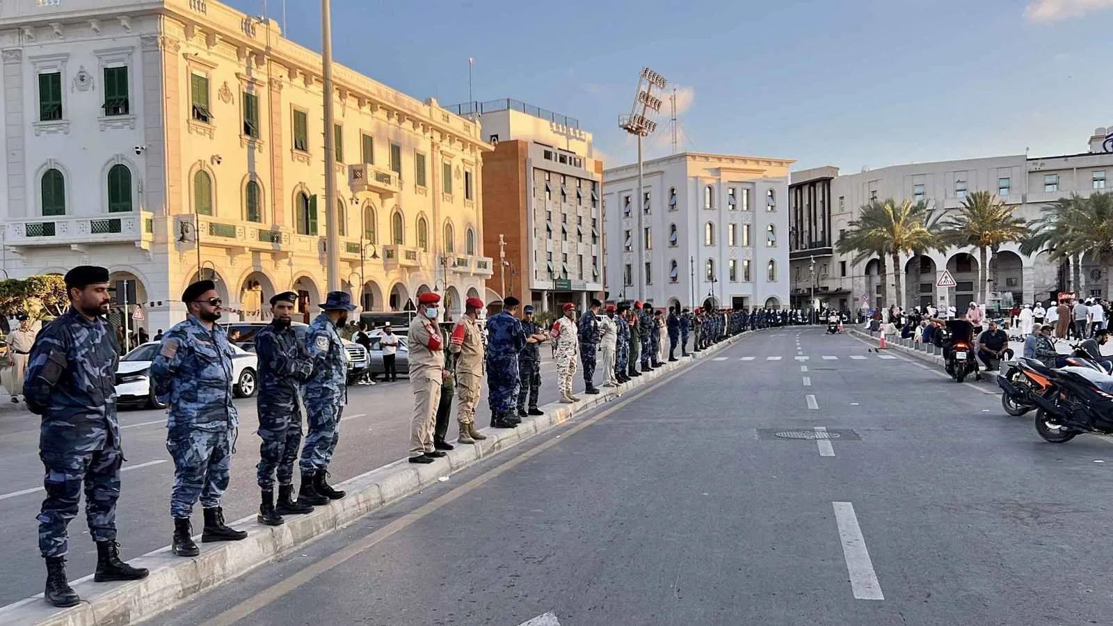 إشارة إلى ‘القوة القاهرة’ في حقول النفط: كيف تؤثر على الاقتصاد الليبي؟ إشارة إلى ‘القوة القاهرة’ في حقول النفط: كيف تؤثر على الاقتصاد الليبي؟