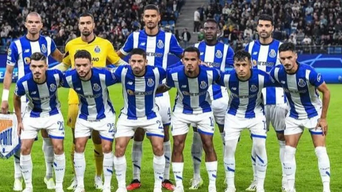 إصابة حارس بورتو البرتغالي خلال تدريبات الفريق المنافس للأهلي إصابة حارس بورتو البرتغالي خلال تدريبات الفريق المنافس للأهلي