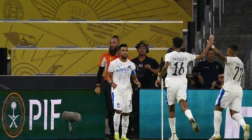 إصابة سالم الدوسري خلال لقاء الهلال مع باتشوكا