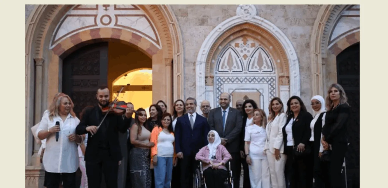 إضاءة السرايا دعمًا لمرضى التصلب المتعدد إضاءة السرايا دعمًا لمرضى التصلب المتعدد