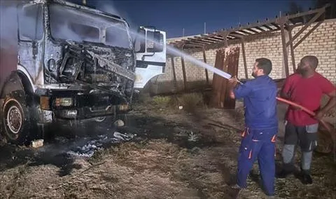 إطفاء حريق في مزرعة بمدينة أجدابيا