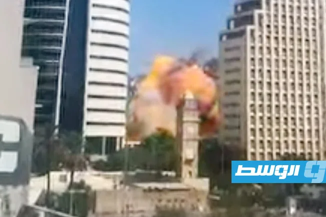 إطلاق صواريخ إيرانية نحو تل أبيب وحيفا إطلاق صواريخ إيرانية نحو تل أبيب وحيفا