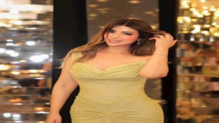 إطلالة جريئة لميرنا جميل: الجمهور يتغزل بها (صور) إطلالة جريئة لميرنا جميل: الجمهور يتغزل بها (صور)