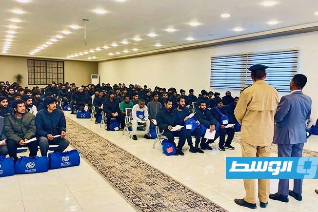 إعادة 158 مهاجرًا من ليبيا إلى بنغلاديش بدعم من “المنظمة الدولية للهجرة” إعادة 158 مهاجرًا من ليبيا إلى بنغلاديش بدعم من “المنظمة الدولية للهجرة”