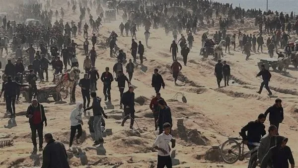 إعلام إسرائيلي: القوات العسكرية استهدفت فلسطينيين بالقرب من مراكز توزيع المساعدات في غزة.