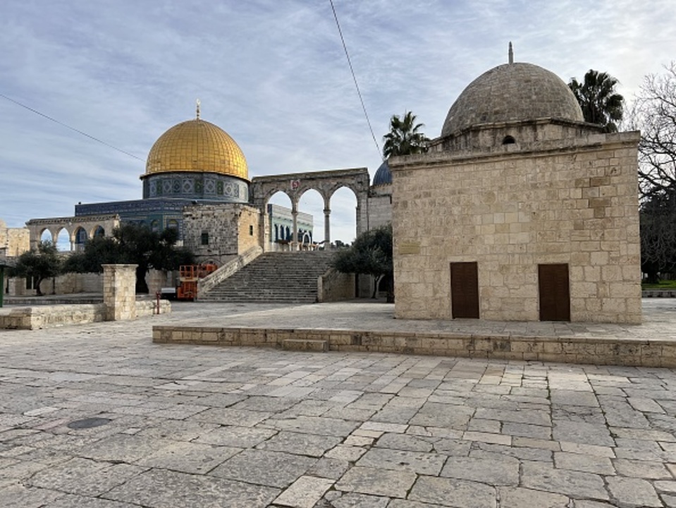 إغلاق الأقصى: كيف يعمل الاحتلال على ترسيخ وجود دائم لليهودية إغلاق الأقصى: كيف يعمل الاحتلال على ترسيخ وجود دائم لليهودية