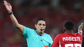 إقالة موديست: تعرف على طاقم التحكيم لمباراة الأهلي وبورتو البرتغالي في كأس العالم للأندية