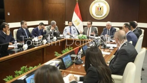 إقامة الاجتماع الأول لتفعيل استراتيجية السياحة العلاجية في مصر بمشاركة ستة وزراء إقامة الاجتماع الأول لتفعيل استراتيجية السياحة العلاجية في مصر بمشاركة ستة وزراء