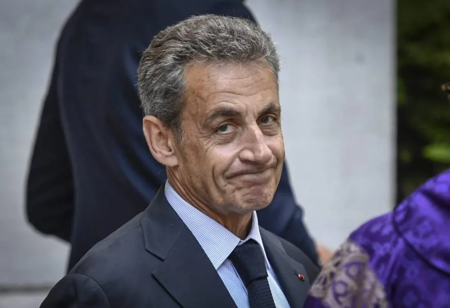 إلغاء وسام جوقة الشرف من الرئيس الفرنسي الأسبق ساركوزي إلغاء وسام جوقة الشرف من الرئيس الفرنسي الأسبق ساركوزي