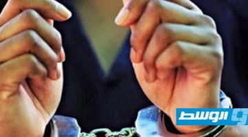 إلقاء القبض على مشتبه بهم في حادثة سرقة في أجدابيا