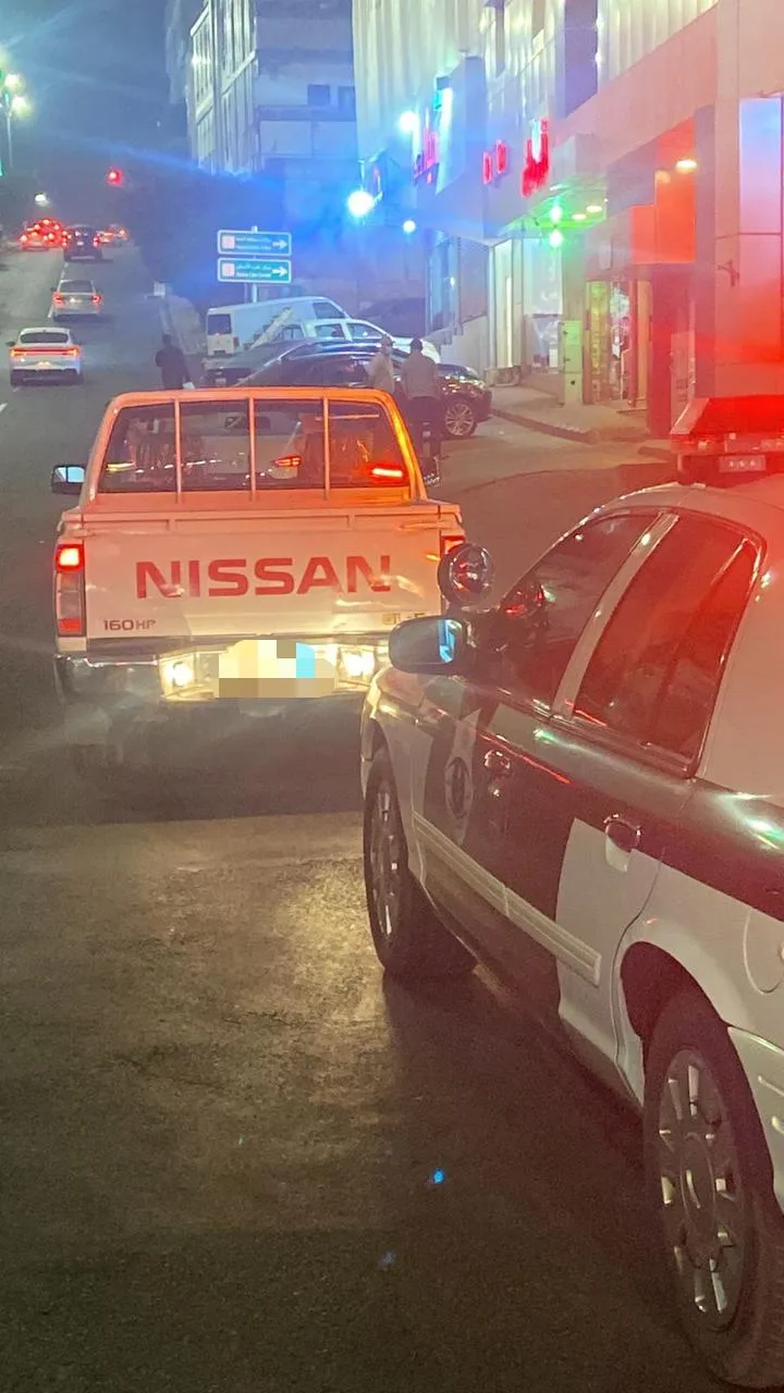إلقاء القبض على مقيمين في نجران ومواطن في الشرقية بتهمة توزيع المخدرات