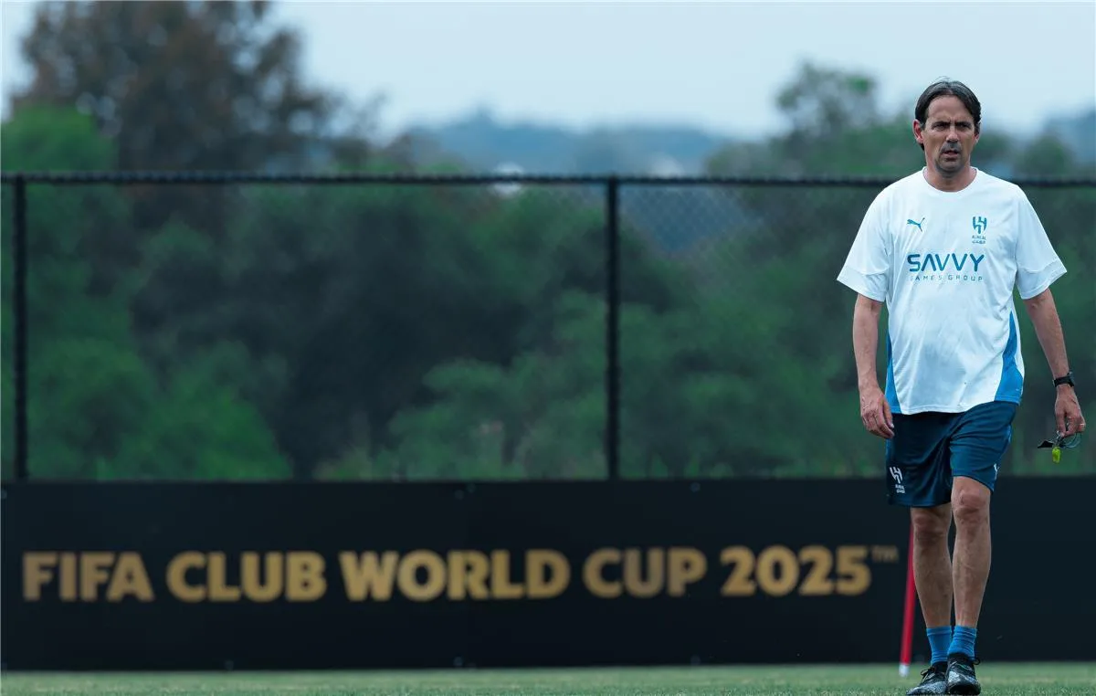إنزاجي يستبعد لاعب الهلال من لقاء سالزبورغ في كأس العالم للأندية إنزاجي يستبعد لاعب الهلال من لقاء سالزبورغ في كأس العالم للأندية