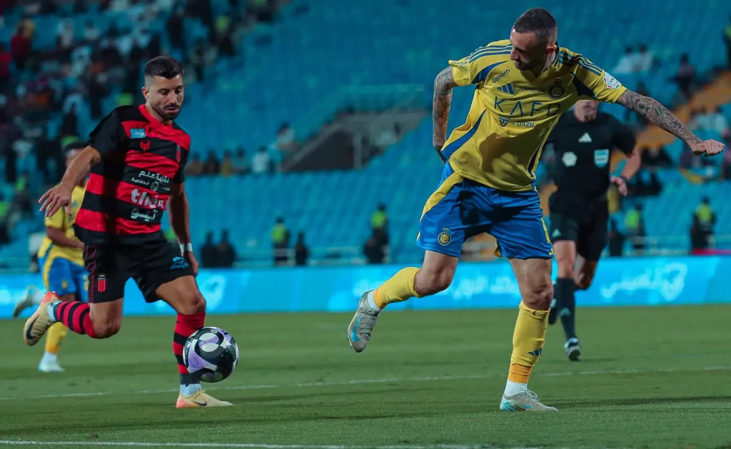 إنزاجي يسعى للتعاقد مع لاعب محترف من النصر