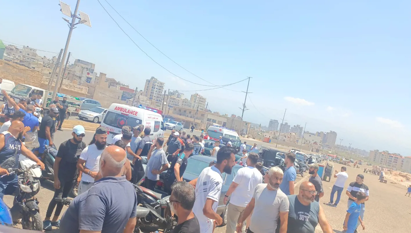 إنقاذ شاب من الغرق في بحر الميناء بطرابلس