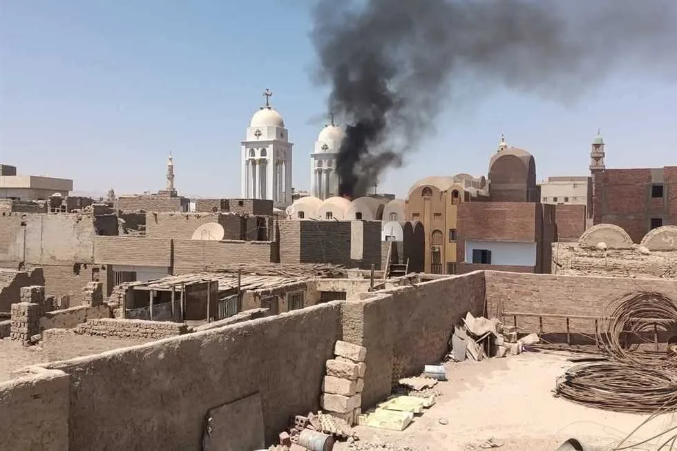 «إيبارشية إسنا وأرمنت»: فرق الحماية المدنية تتحكم في حريق صغير بكنيسة السيدة العذراء في الأقصر «إيبارشية إسنا وأرمنت»: فرق الحماية المدنية تتحكم في حريق صغير بكنيسة السيدة العذراء في الأقصر